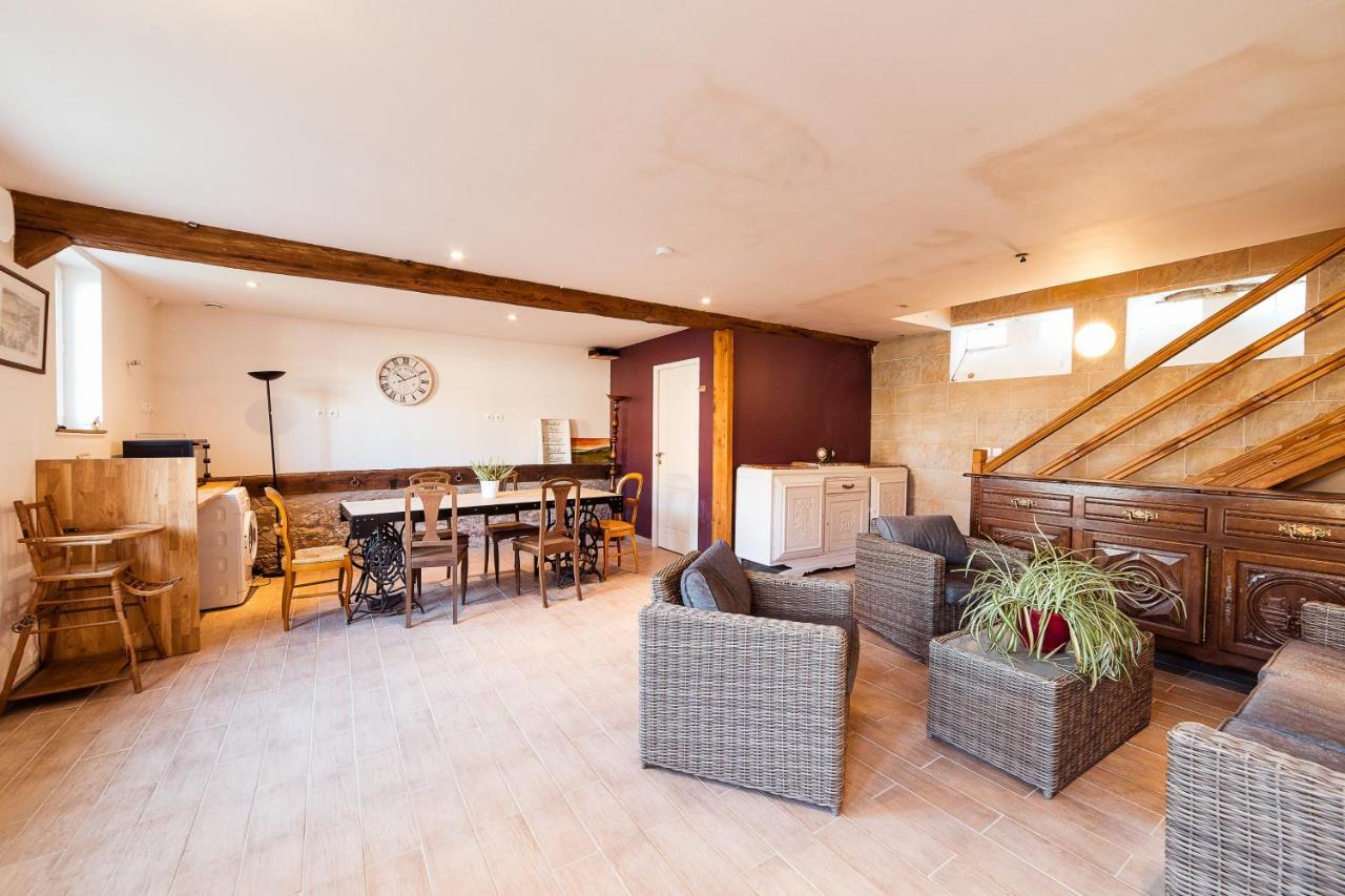 Maison Calme 14 Personnes, Piscine, Jardin Et Parking Buchères Exteriör bild