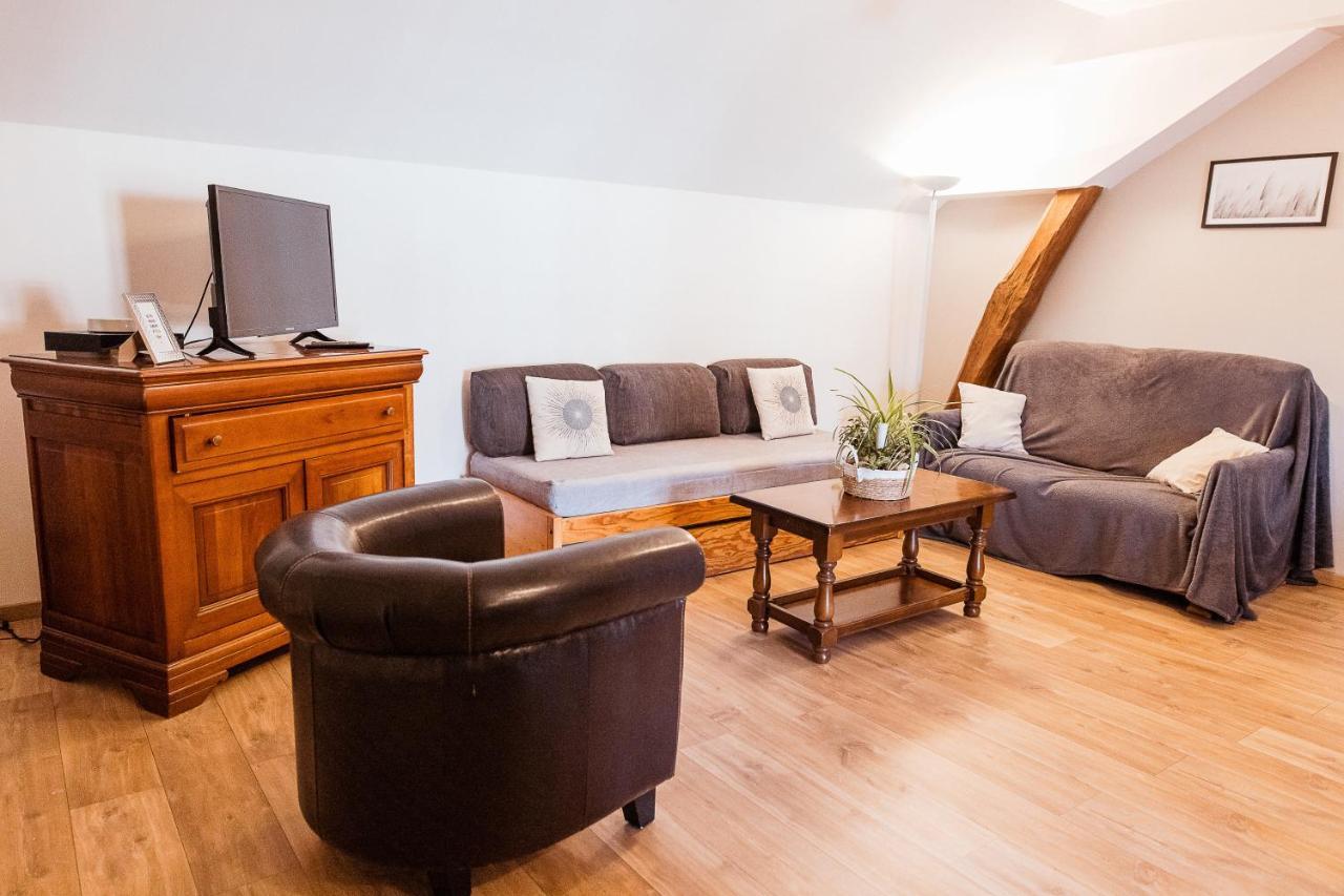 Maison Calme 14 Personnes, Piscine, Jardin Et Parking Buchères Exteriör bild