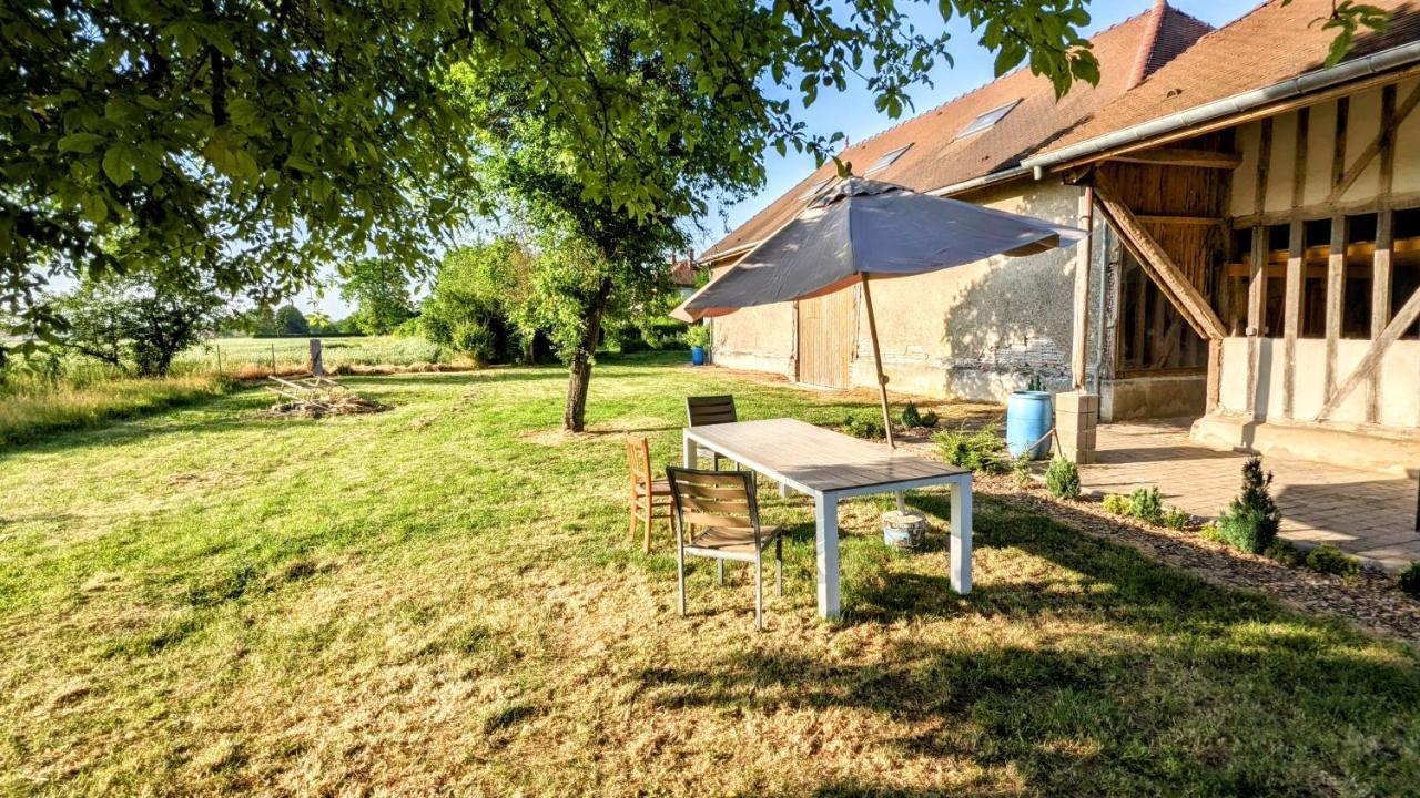 Maison Calme 14 Personnes, Piscine, Jardin Et Parking Buchères Exteriör bild