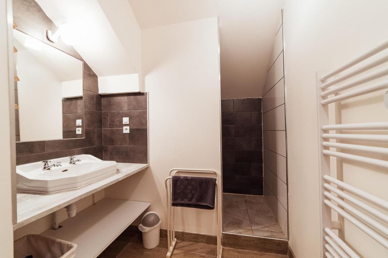 Maison Calme 14 Personnes, Piscine, Jardin Et Parking Buchères Exteriör bild